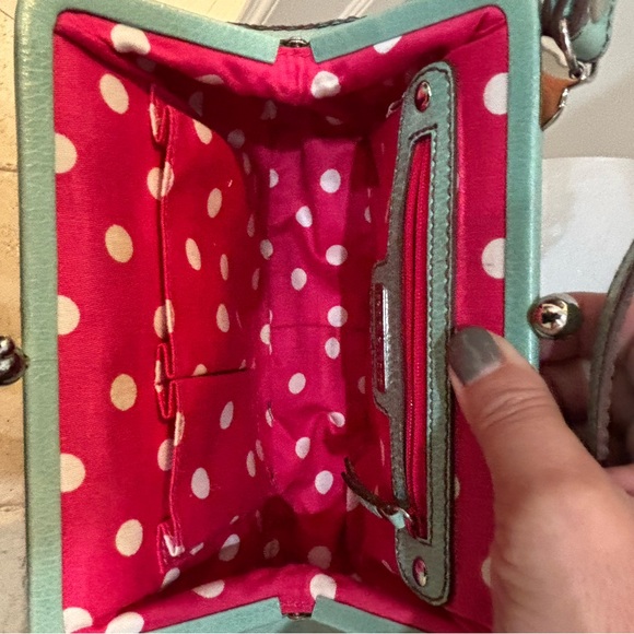 ISABELLA FIORE handbag great vintage condition
No stains odors or tears. Mint. - Picture 5 of 7